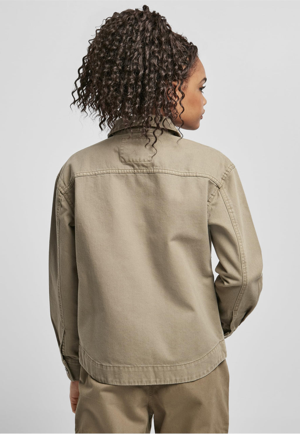 Urban Classics Damen Oversized Shirt Jacket – Khaki, 100 % Baumwolle Größe: M